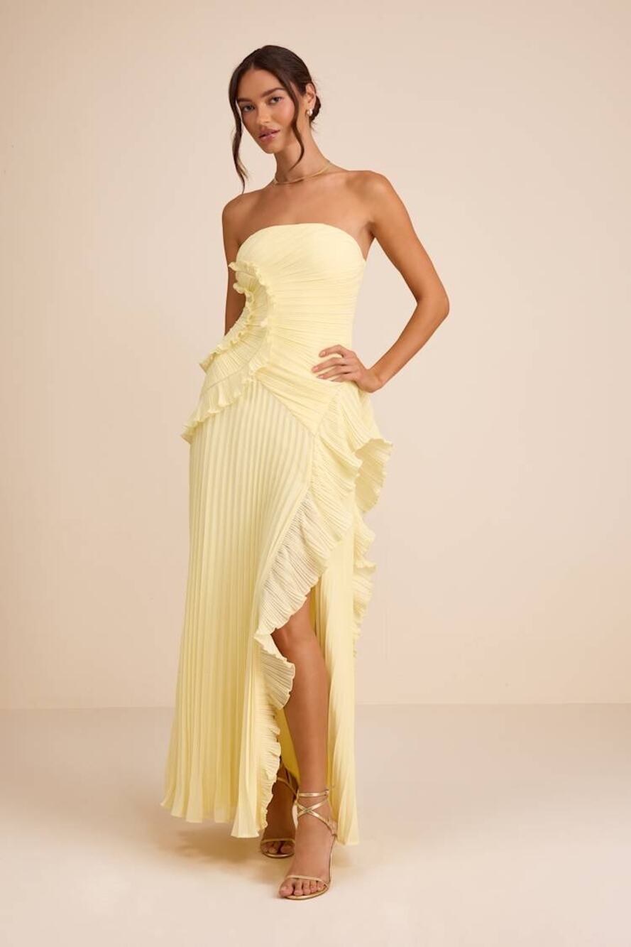 NWT Lulus Brylee Light Yellow Strapless Pleated Ruffle Maxi Dress Medium